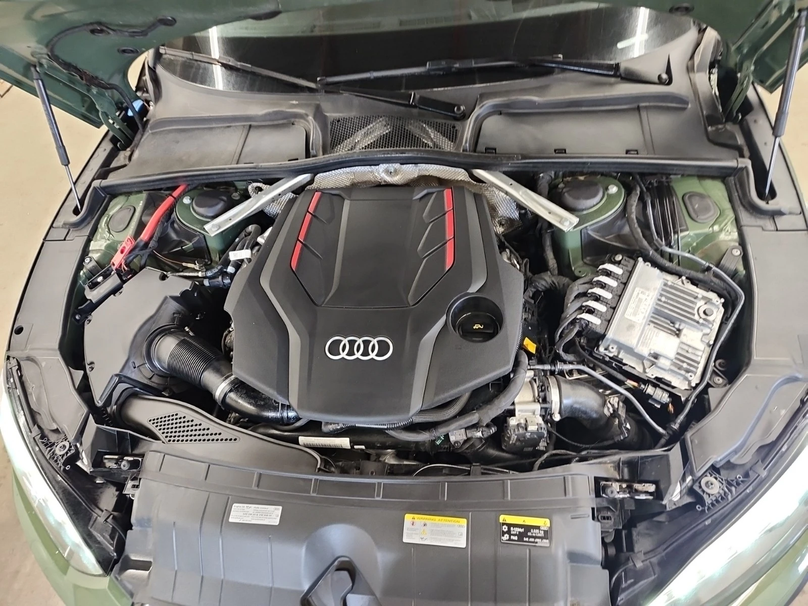 Audi S5 3L 6cyl AWD, снимка 16 - Автомобили и джипове - 53891951