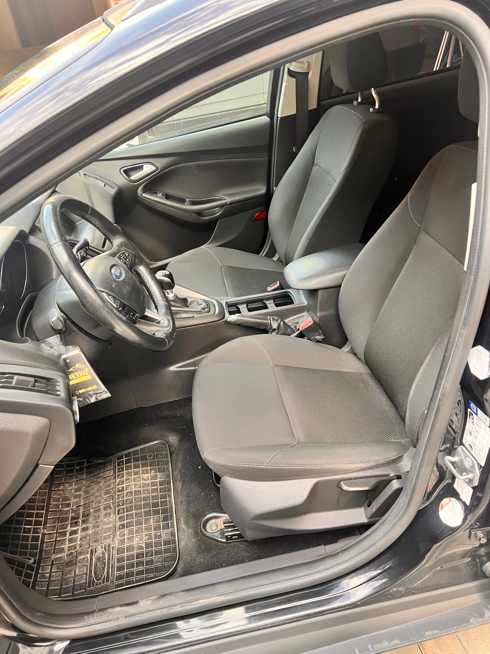 Ford Focus 2.0 Tdci, снимка 8 - Автомобили и джипове - 54061915