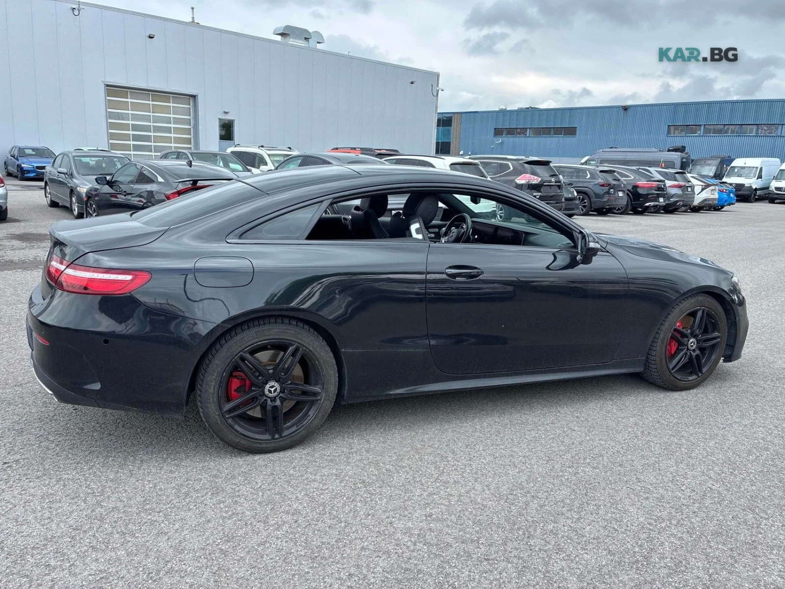 Mercedes-Benz E 400 4MATIC COUPE AMG LINE Автокредит Цена до България, снимка 5 - Автомобили и джипове - 55089962