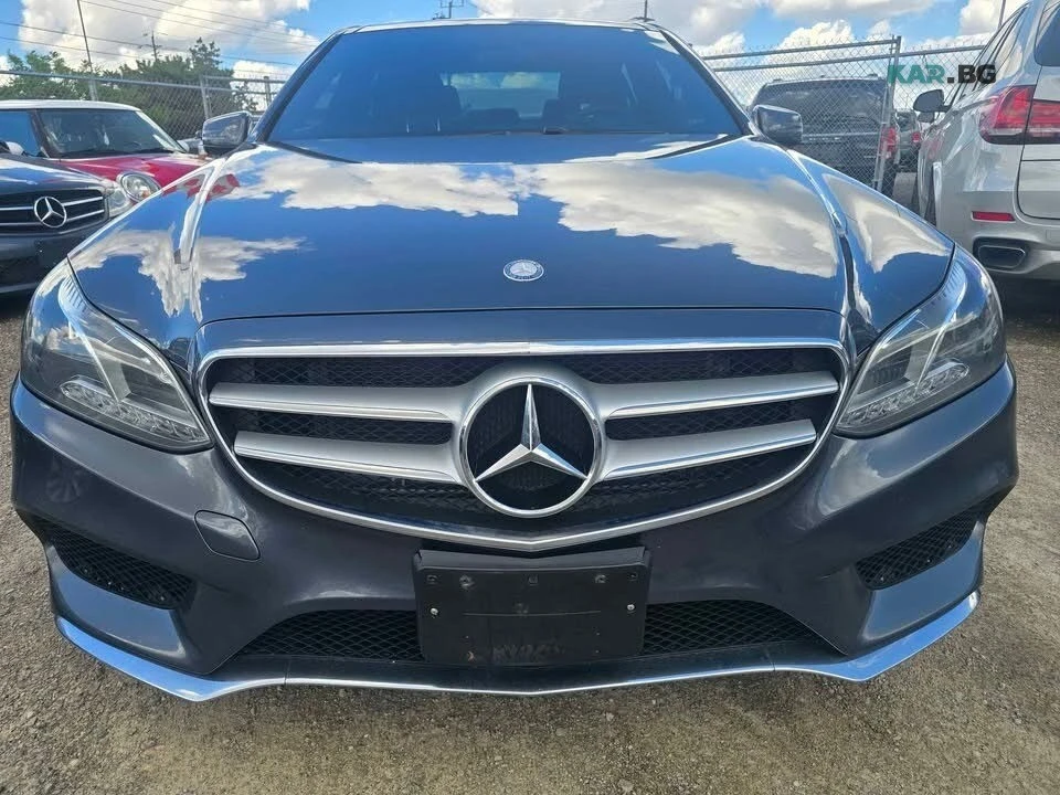 Mercedes-Benz E 300 * АвтоКредит * (ЦЕНА ДО БГ), снимка 2 - Автомобили и джипове - 55123936