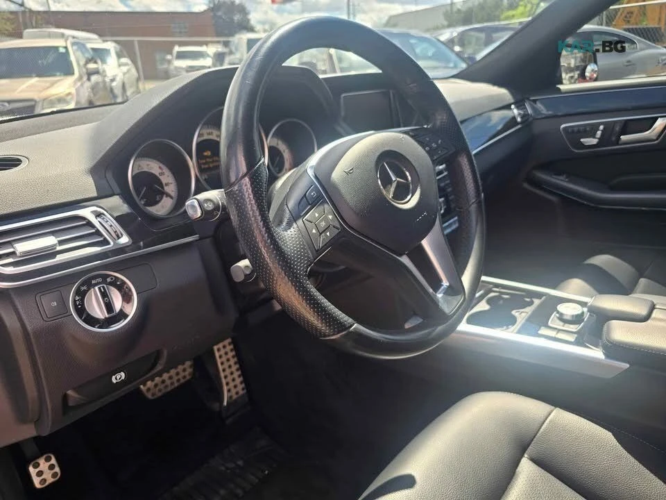 Mercedes-Benz E 300 * АвтоКредит * (ЦЕНА ДО БГ), снимка 9 - Автомобили и джипове - 55123936