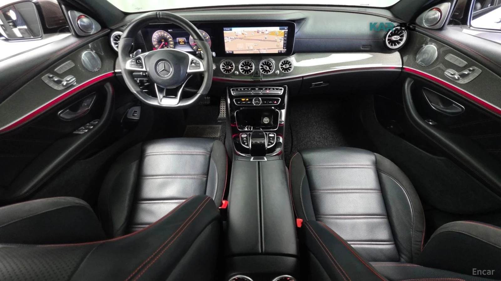 Mercedes-Benz E 43 AMG 4MATIC* DISTRONIC* BURMESTER* 360* МАСАЖИ* ОБДУХ, снимка 5 - Автомобили и джипове - 55707609