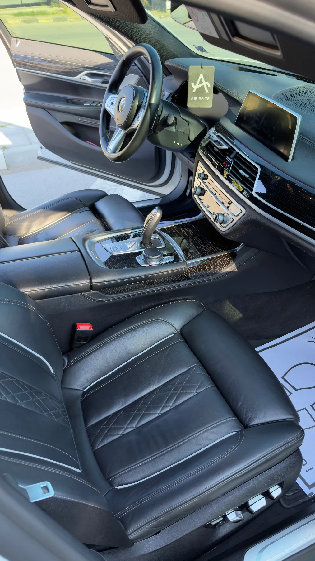 BMW 740 X Drive, снимка 5 - Автомобили и джипове - 55715305