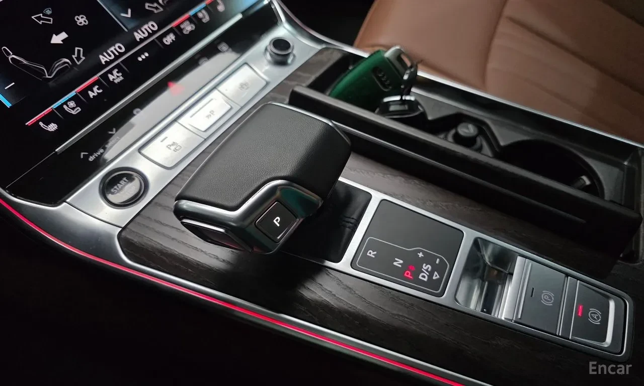 Audi A6 45* TFSI* HUD* 360VIEW* ОБДУХ* MATRIX* DIS, снимка 11 - Автомобили и джипове - 55754257