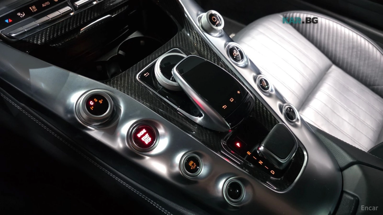 Mercedes-Benz AMG GT 4.0* V8* ПОДГРЕВ* КАМЕРА* KEYLESS* , снимка 15 - Автомобили и джипове - 56131605