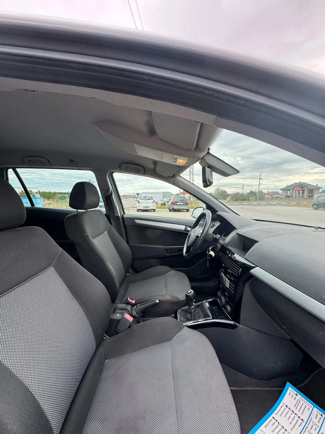 Opel Astra 1.6 kombi klimatik , снимка 11 - Автомобили и джипове - 56225719