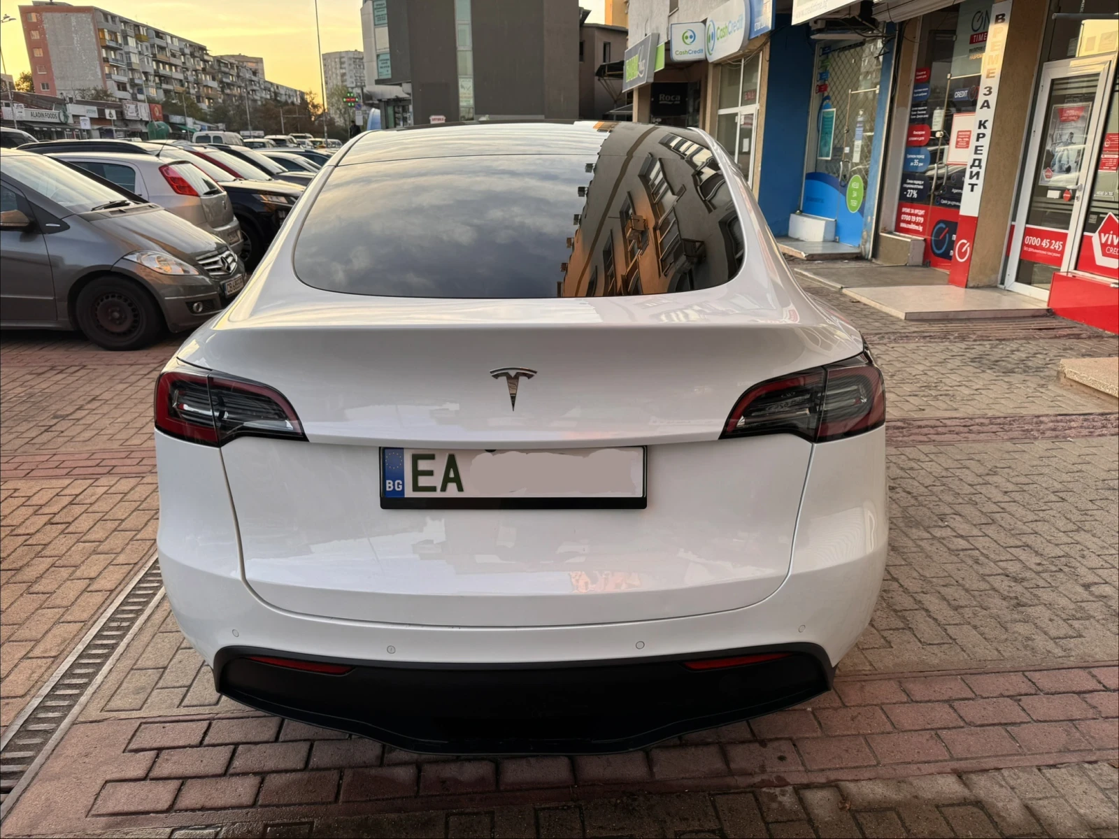 Tesla Model Y Long Range AWD FSD , снимка 4 - Автомобили и джипове - 56536954