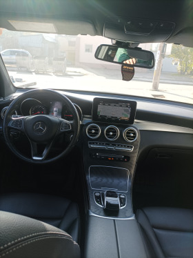 Mercedes-Benz GLC 300 4Matic.AMG.Panorama., снимка 15 - Автомобили и джипове - 44318306