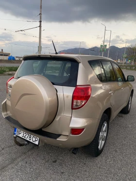 Toyota Rav4 2.2 D4D 136 к.с., снимка 4