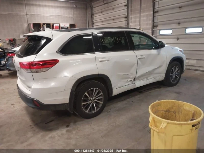 Toyota Highlander, снимка 7 - Автомобили и джипове - 48762806