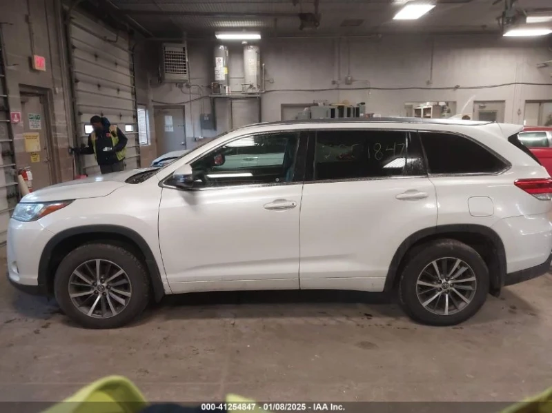 Toyota Highlander, снимка 6 - Автомобили и джипове - 48762806