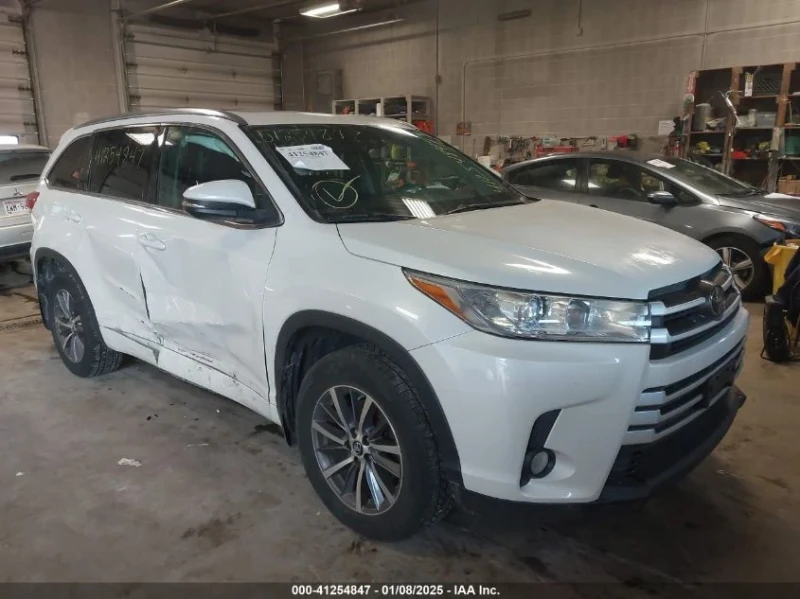 Toyota Highlander, снимка 1 - Автомобили и джипове - 48762806