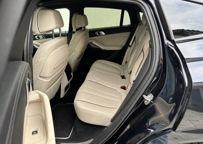 BMW X6 30d xDrive M-Sport, снимка 8 - Автомобили и джипове - 52813395