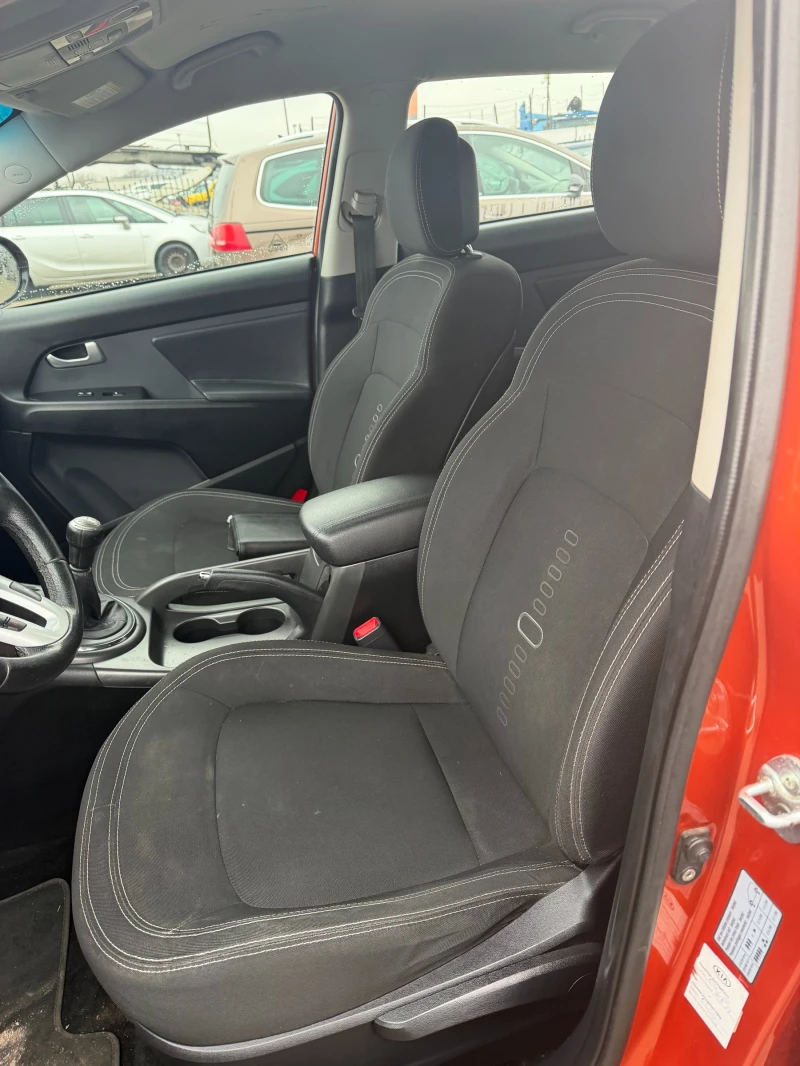 Kia Sportage 2.0i 2WD EURO 5, снимка 12 - Автомобили и джипове - 53381480