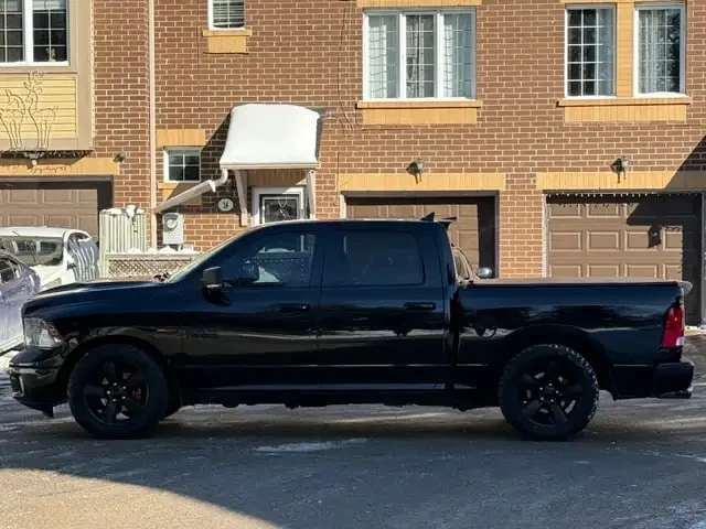 Dodge RAM 1500 * CARFAX * ПОДГРЕВИ * PANO * R/T, снимка 6 - Автомобили и джипове - 53448385