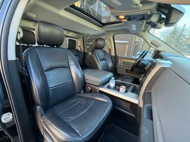 Dodge RAM 1500 * CARFAX * ПОДГРЕВИ * PANO * R/T, снимка 7 - Автомобили и джипове - 53448385