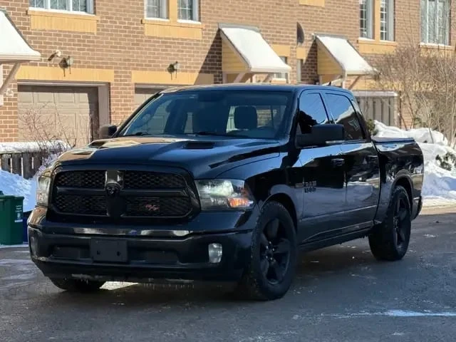 Dodge RAM 1500 * CARFAX * ПОДГРЕВИ * PANO * R/T, снимка 3 - Автомобили и джипове - 53448385