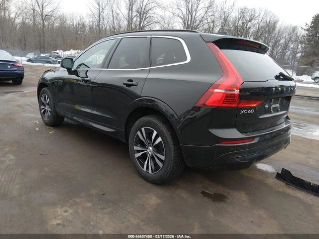 Volvo XC60 * B5 CORE* КОЖА* ПАНОРАМА*  - изображение 3