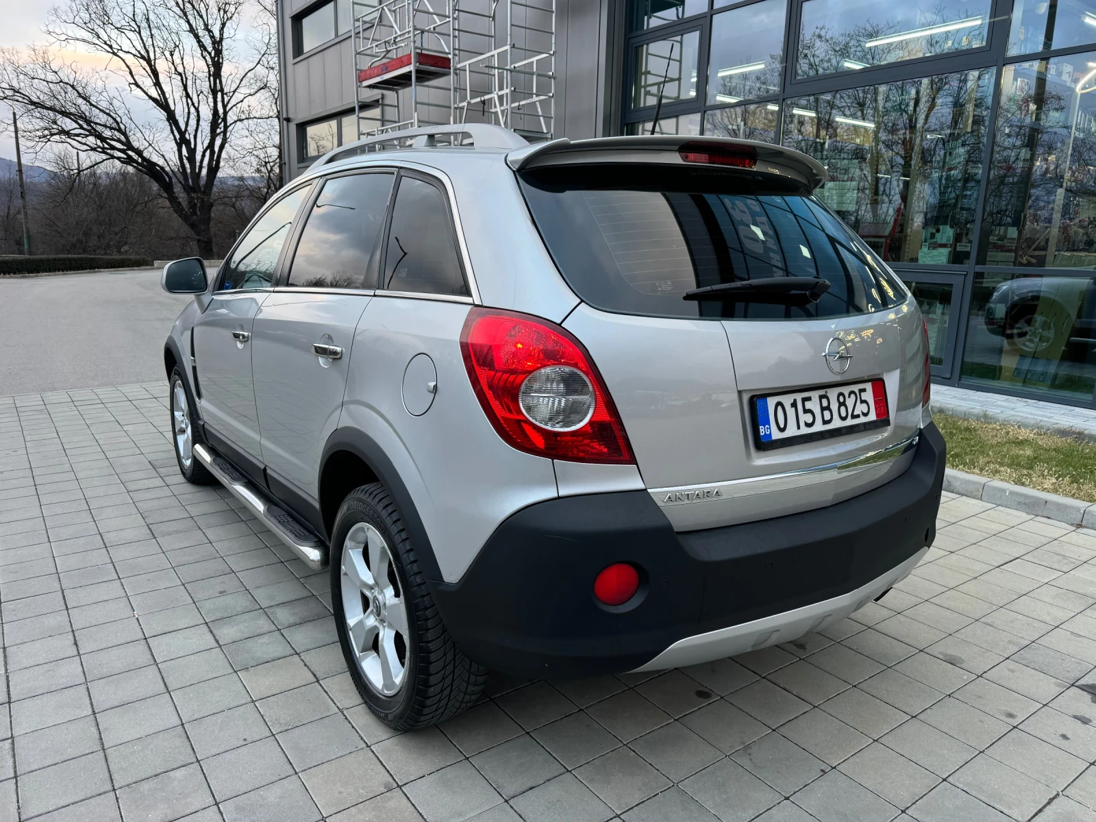 Opel Antara 2.4i 4x4  - изображение 5