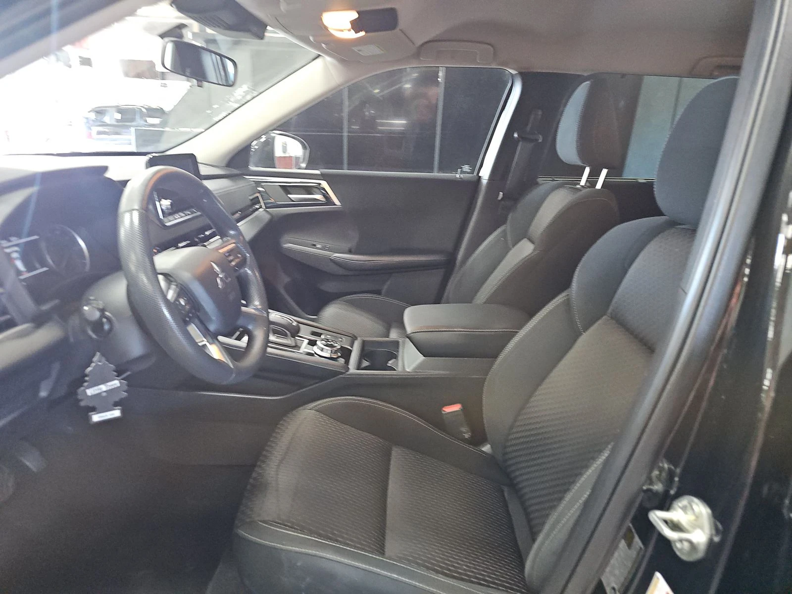 Mitsubishi Outlander ES/AWD/1 СОБСТВЕНИК - изображение 6