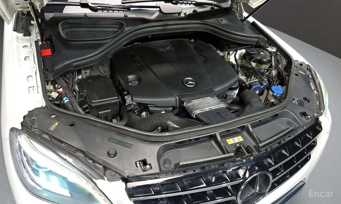 Mercedes-Benz ML 350  - изображение 6