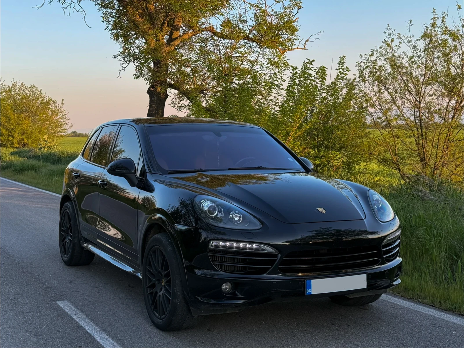 Porsche Cayenne 3.0d, снимка 8 - Автомобили и джипове - 54430021