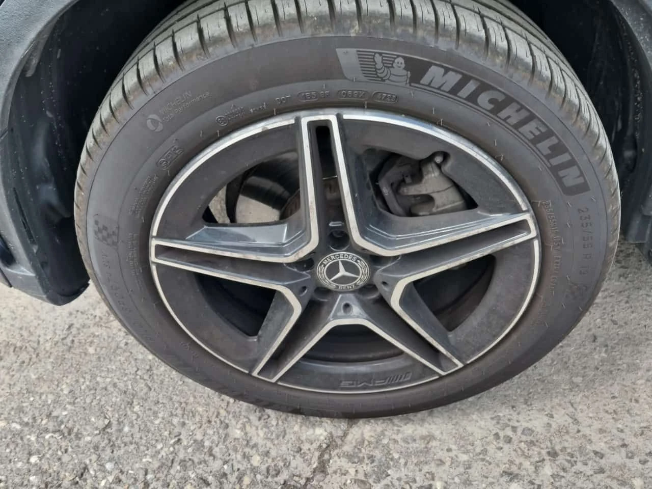 Mercedes-Benz GLC 300 АМГ ПАКЕТ/CARFAXХ/ДИГ. КИЛОМЕТРАЖ/ПАНОРАМА/ПОДГРЕВ, снимка 6 - Автомобили и джипове - 55237138