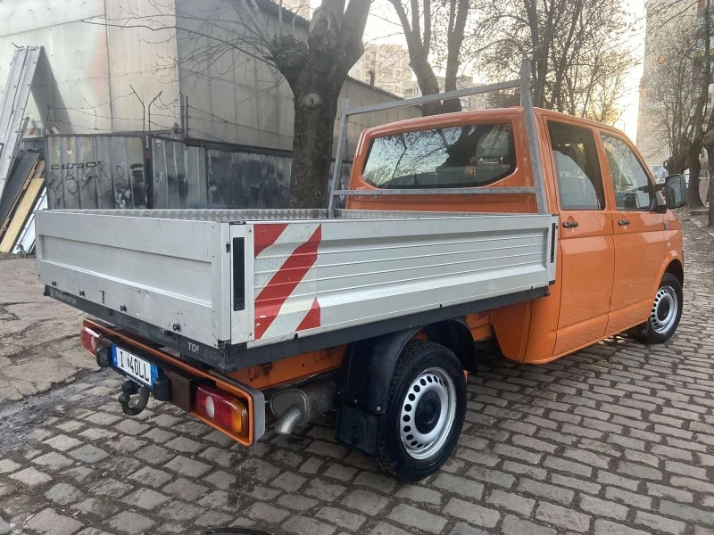 VW Transporter 2, 0 TDi, снимка 7 - Бусове и автобуси - 43585061