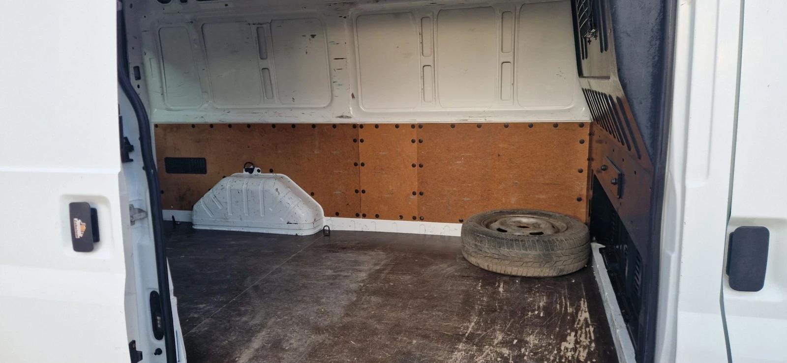 Ford Transit ОТЛИЧЕН, Германия - изображение 8