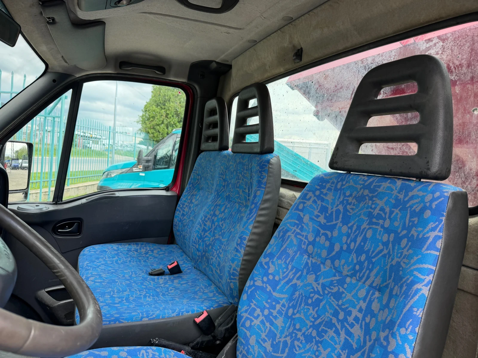 Iveco Daily 2.8HPT* 35C11* Тристранен самосвал* 3.00 метра кош, снимка 7 - Бусове и автобуси - 54928161