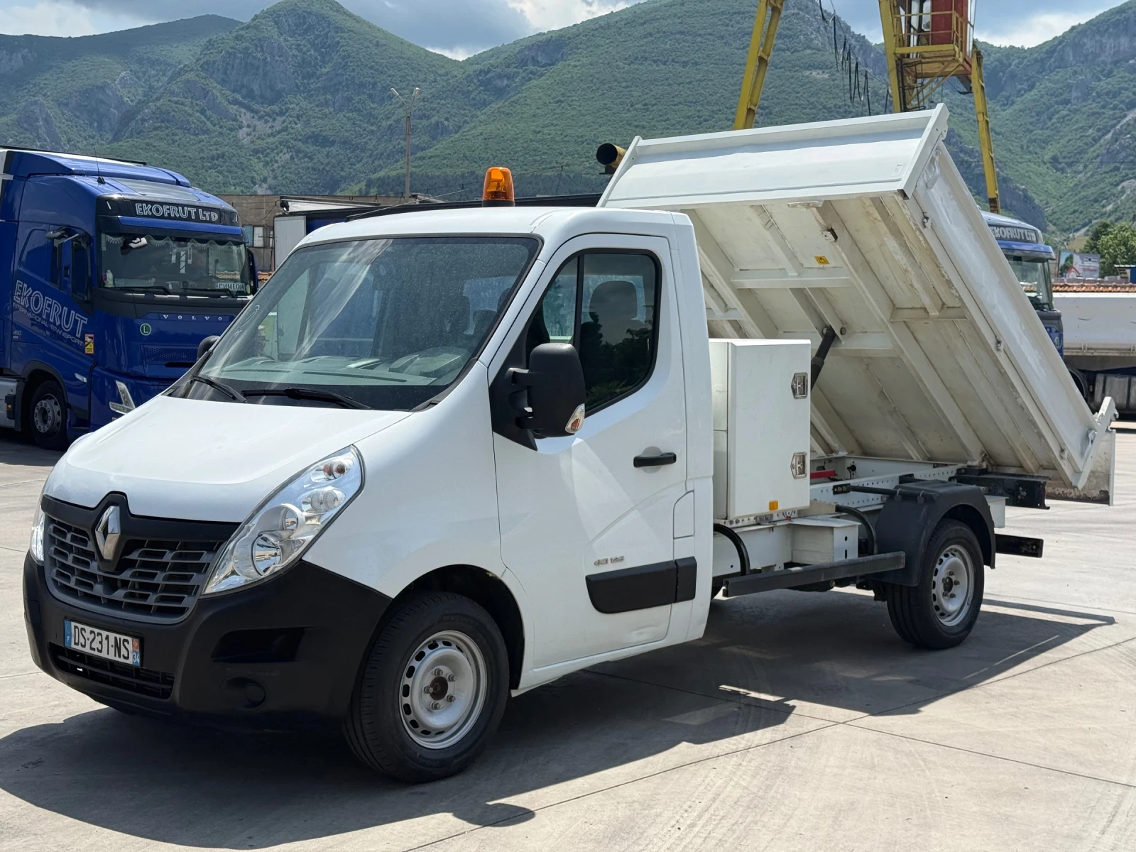 Renault Master 2.3 Dci - Самосвалче - Перфектен, снимка 10 - Бусове и автобуси - 54929877