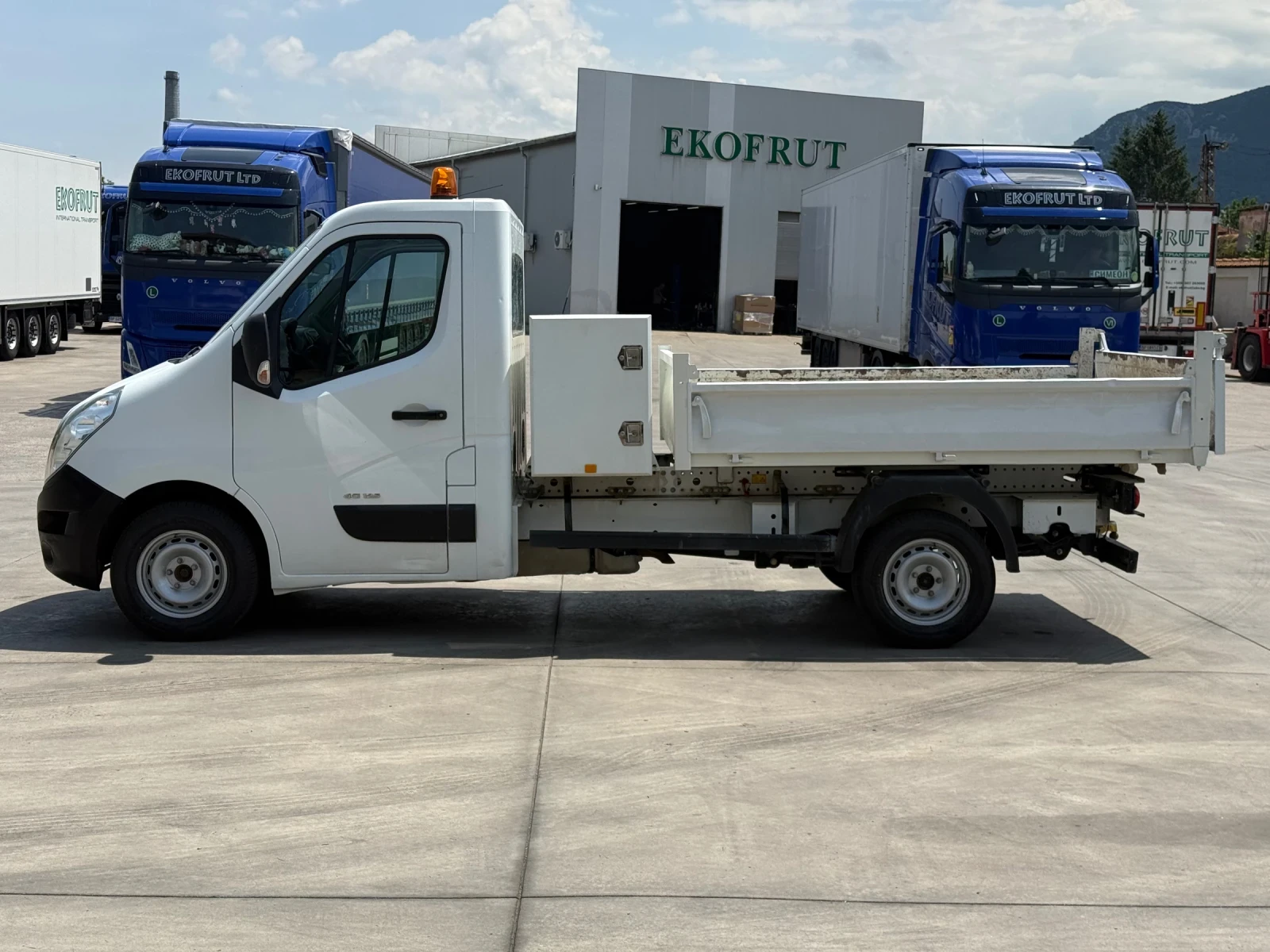 Renault Master 2.3 Dci - Самосвалче - Перфектен, снимка 8 - Бусове и автобуси - 54929877