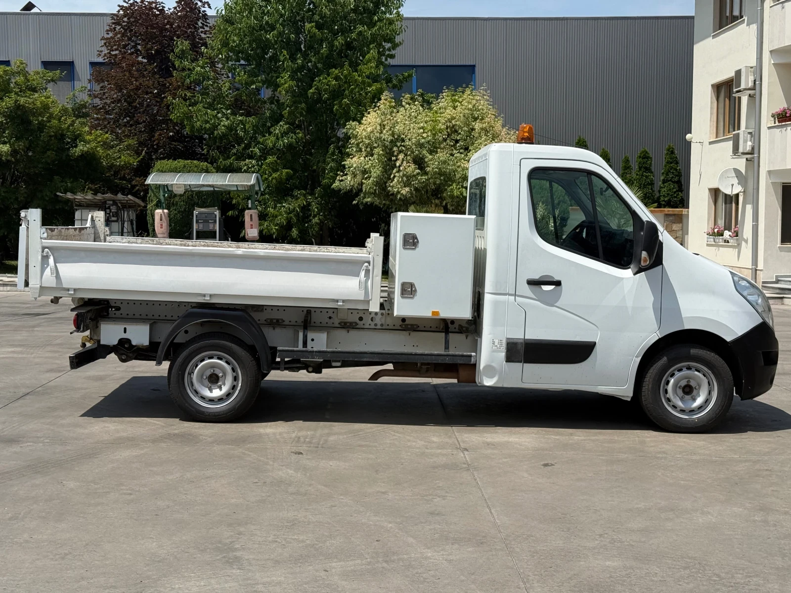 Renault Master 2.3 Dci - Самосвалче - Перфектен, снимка 4 - Бусове и автобуси - 54929877