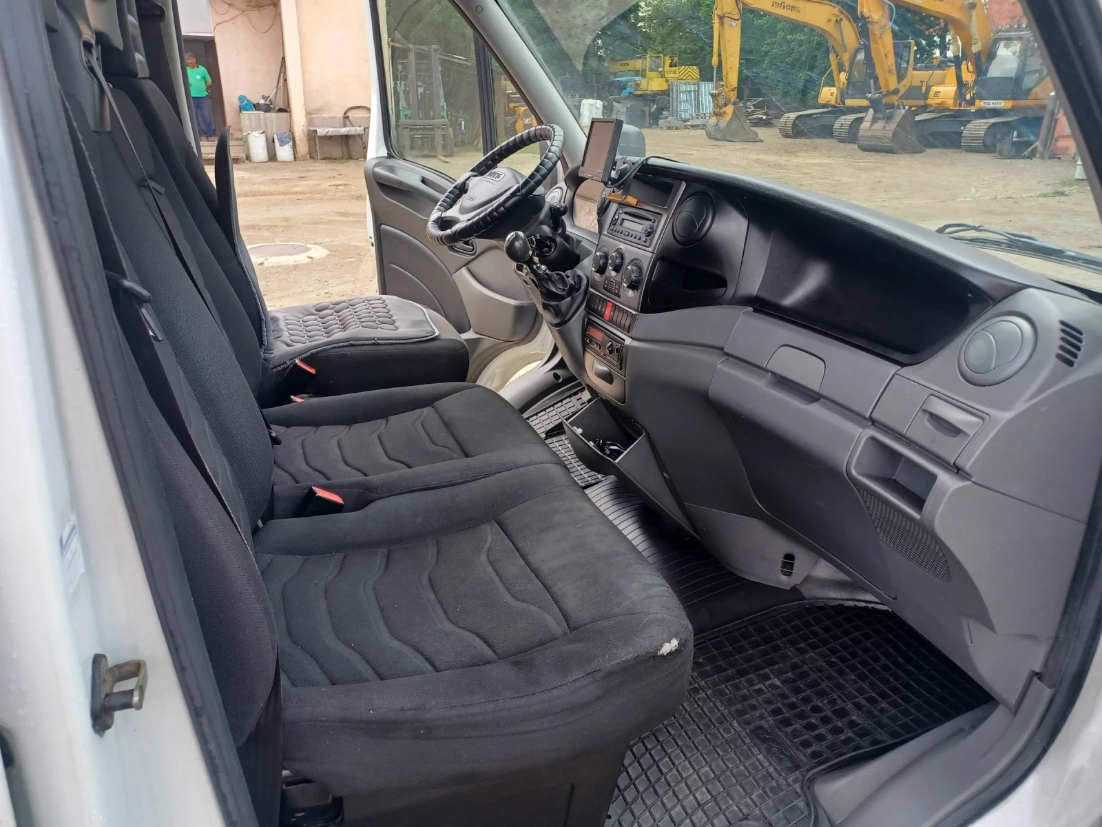 Iveco 35c13, снимка 12 - Бусове и автобуси - 55146797