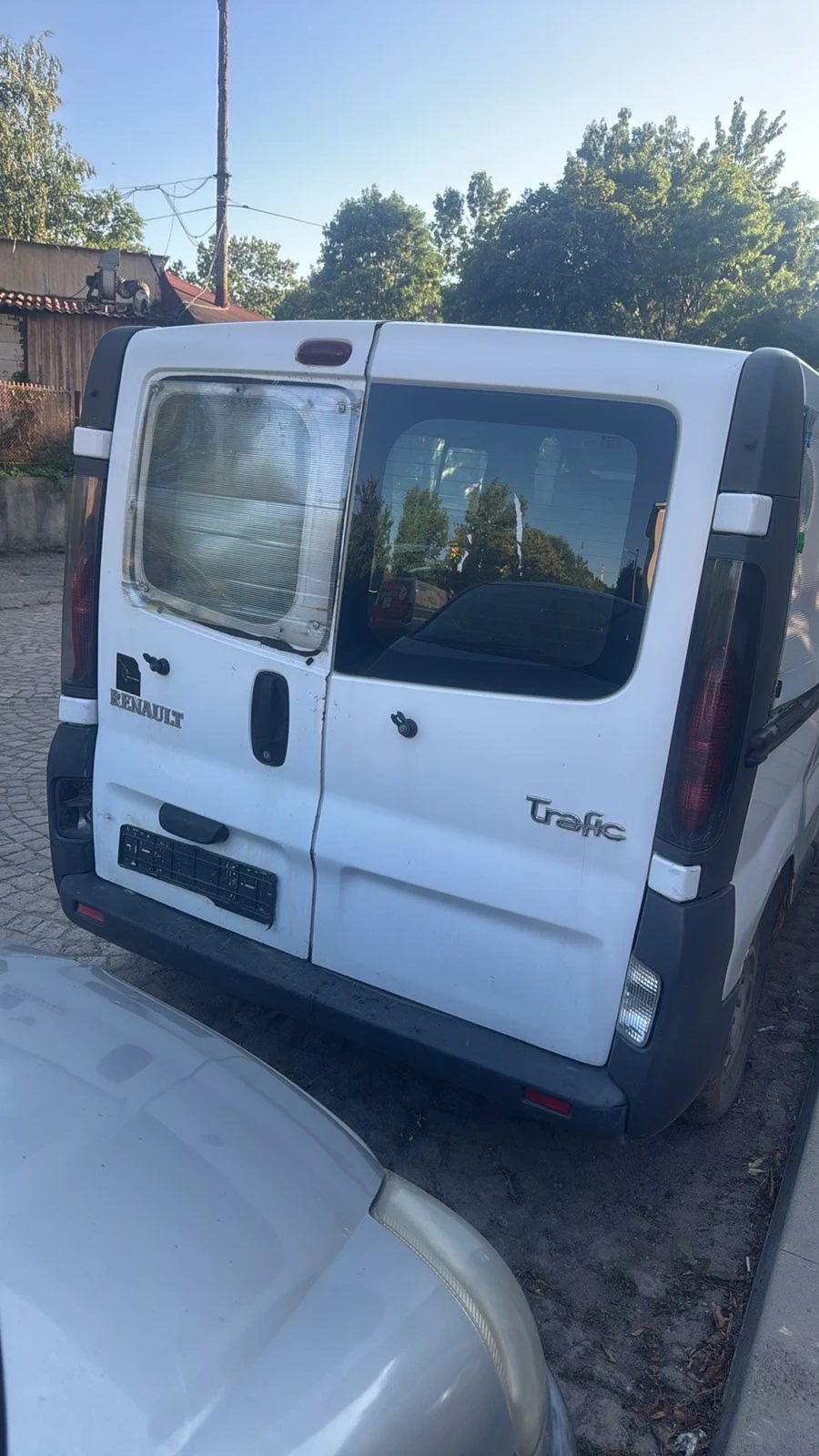 Renault Trafic, снимка 8 - Бусове и автобуси - 55509017
