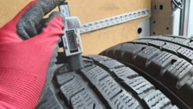 Гуми Зимни 205/75R16, снимка 3