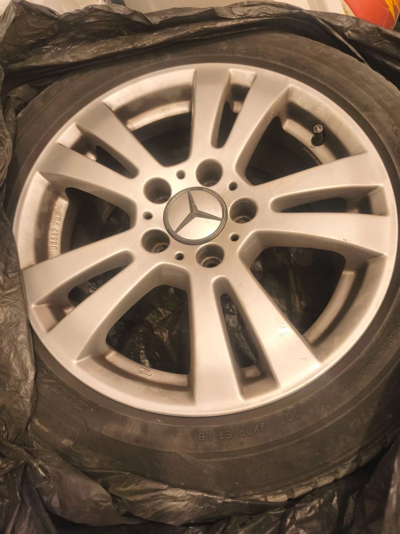 ���� � ������ 205/55R16 �� Mercedes-Benz C 220 | Mobile.bg � ����������� 2