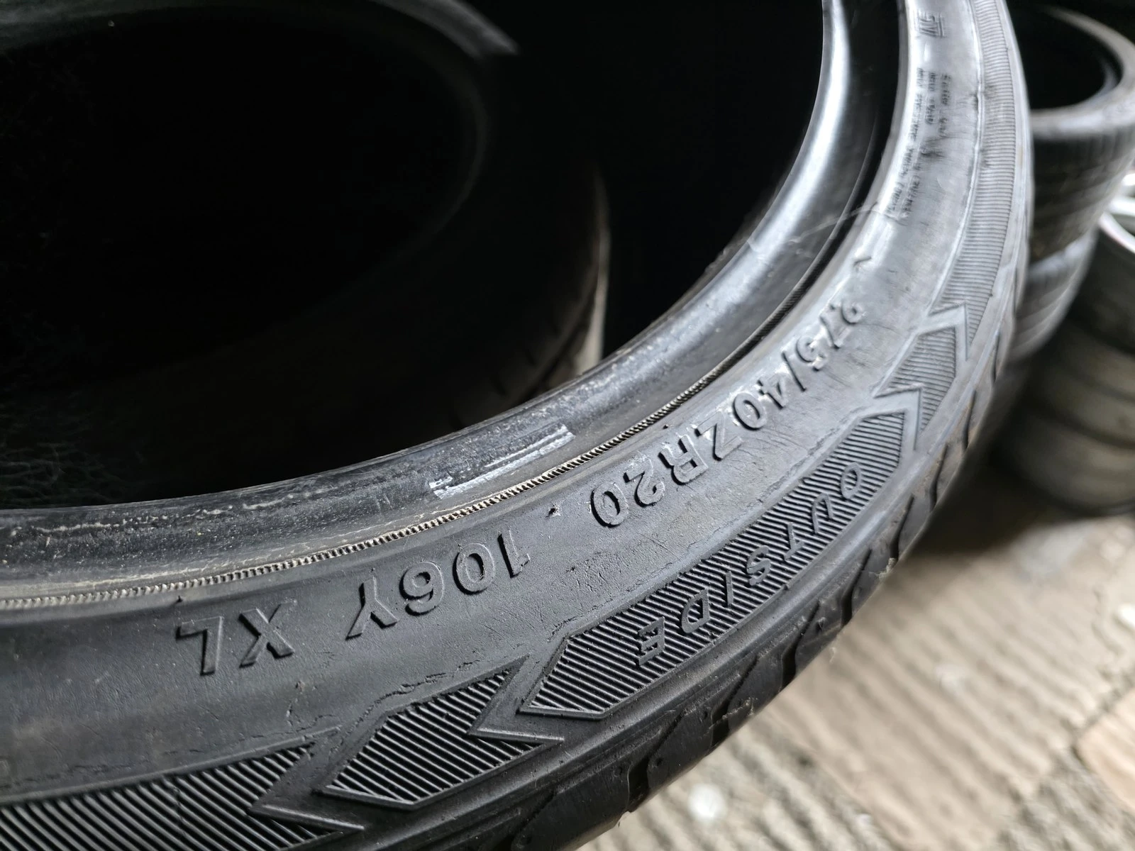 Гуми Летни 275/40R20, снимка 10 - Гуми и джанти - 56664467