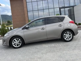 Toyota Auris 2.0 D4D KeyLess Go Navi ������ ����  | Mobile.bg � ����� ������ 6