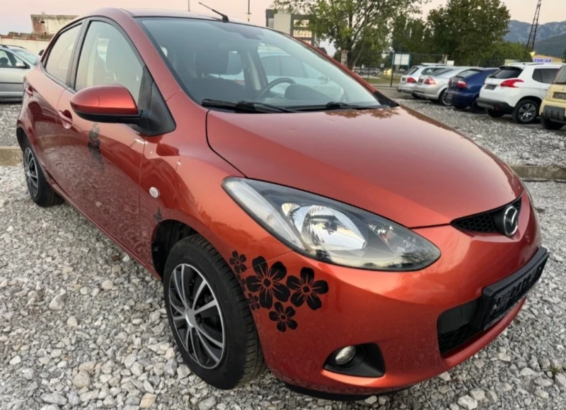 Mazda 2 1 4 86 к с  верига , снимка 1 - Автомобили и джипове - 47366278