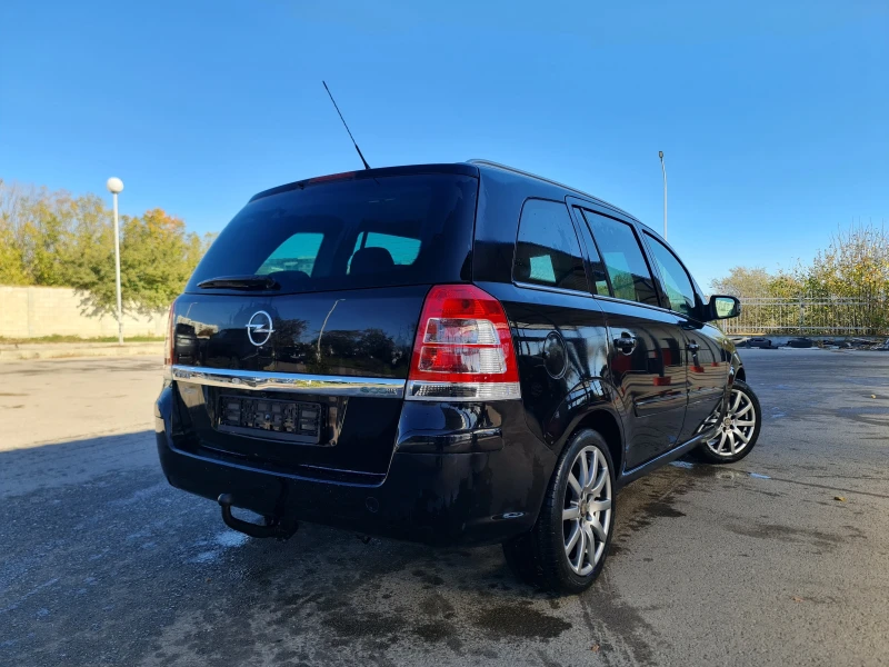 Opel Zafira БЕЗУПРЕЧНА 7.M., снимка 5 - Автомобили и джипове - 48146621