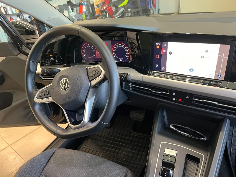 VW Golf 2.0TDI, снимка 16 - Автомобили и джипове - 49236569