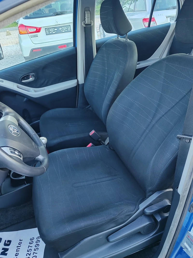 Toyota Yaris 1.4, 90к.с., снимка 8 - Автомобили и джипове - 50533203