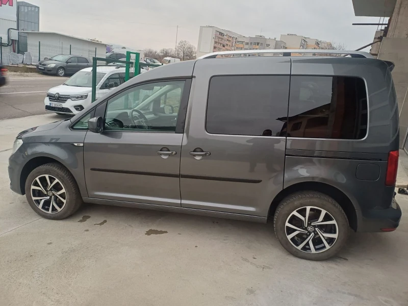 VW Caddy 1.4 TGI metan, снимка 14 - Автомобили и джипове - 52593097