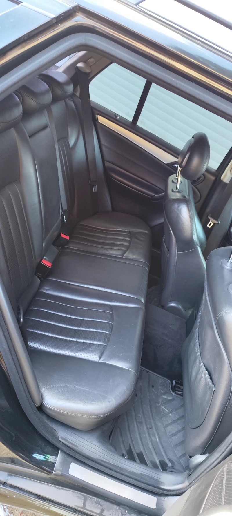 Mercedes-Benz C 320 CDI AMG Pack, снимка 11 - Автомобили и джипове - 52616780