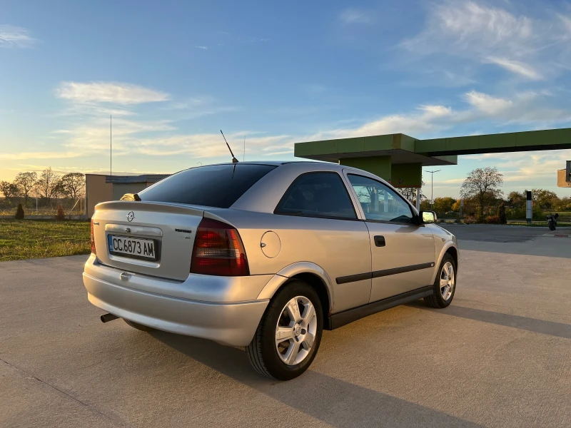 Opel Astra, снимка 6 - Автомобили и джипове - 52891725