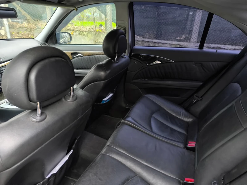 Mercedes-Benz E 220 W211, снимка 6 - Автомобили и джипове - 52896289