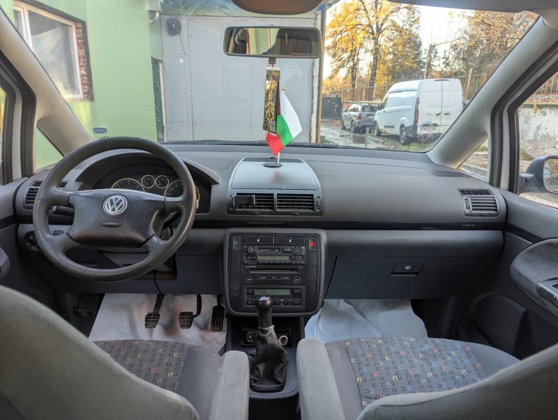VW Sharan, снимка 10 - Автомобили и джипове - 52927800