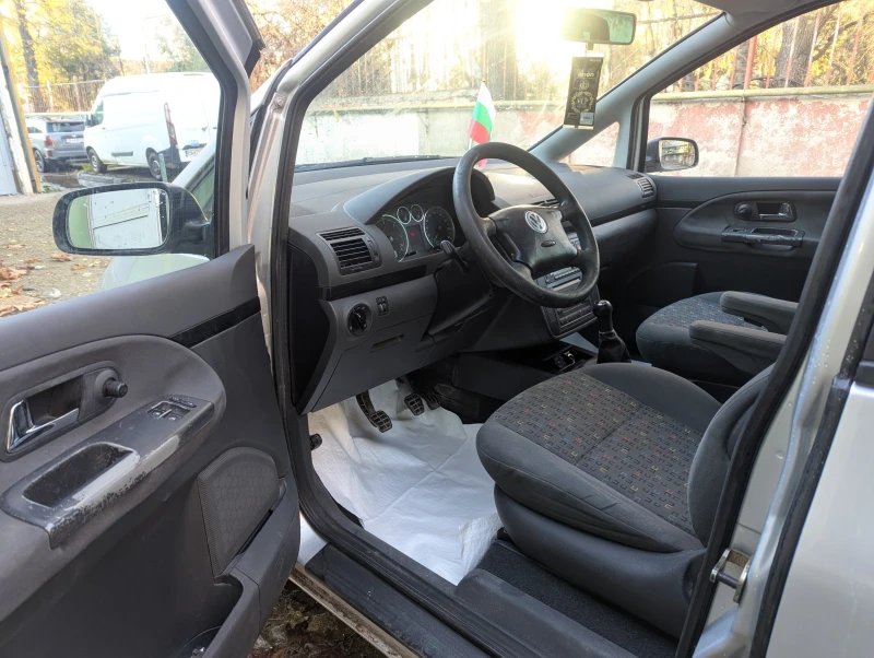 VW Sharan, снимка 7 - Автомобили и джипове - 52927800