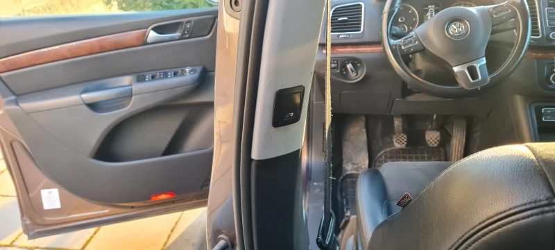 VW Sharan, снимка 5 - Автомобили и джипове - 53153964